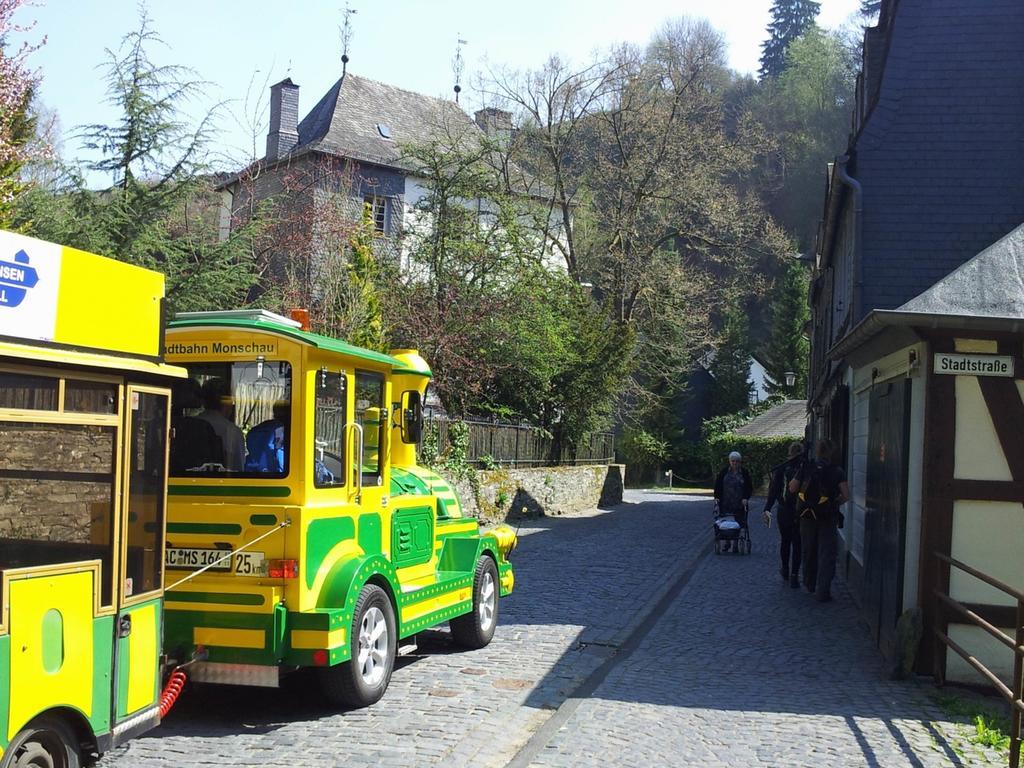 Eleganza Monschau Hotel Exterior foto