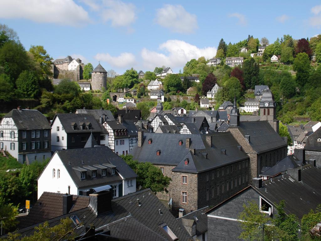 Eleganza Monschau Hotel Exterior foto